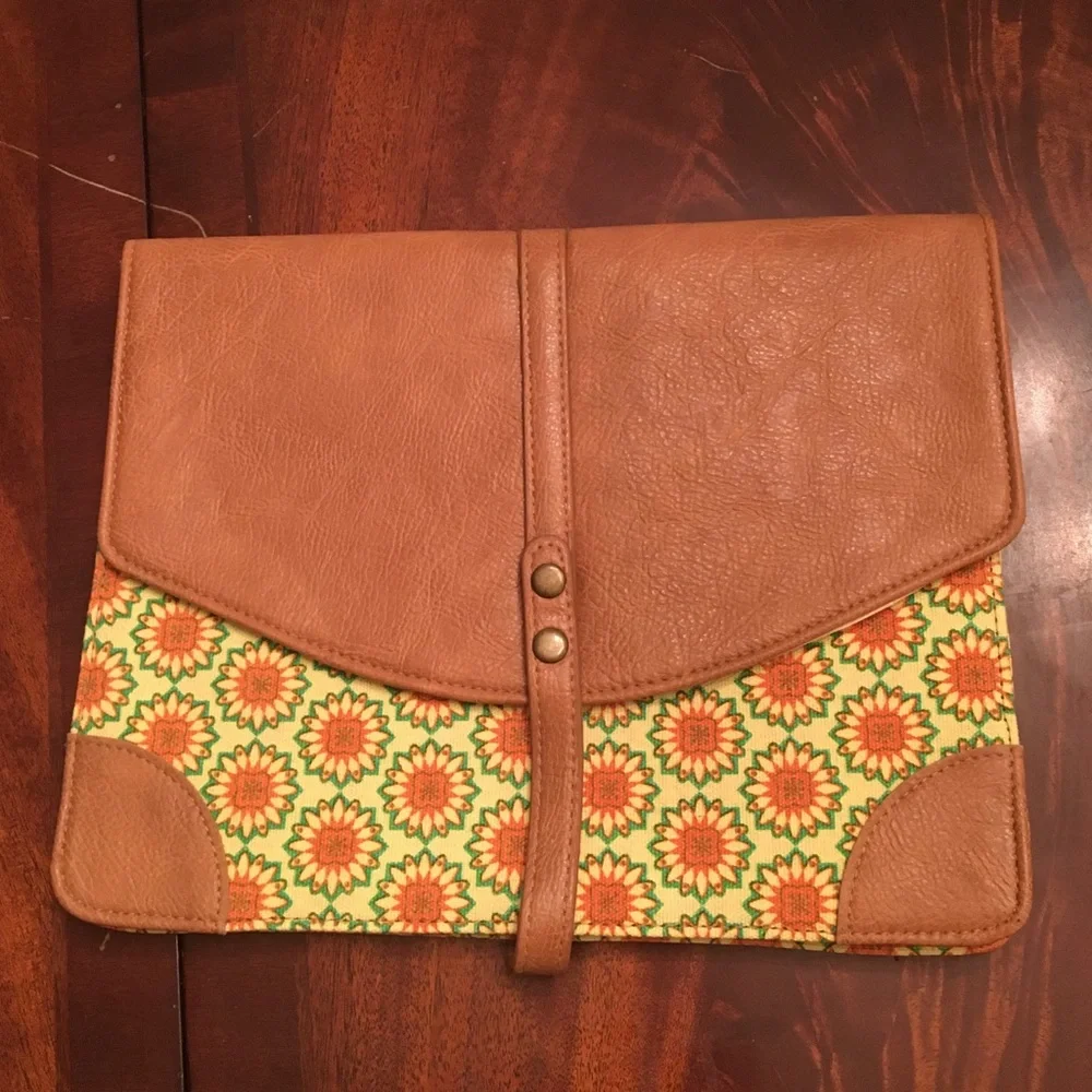 NWT Tech case